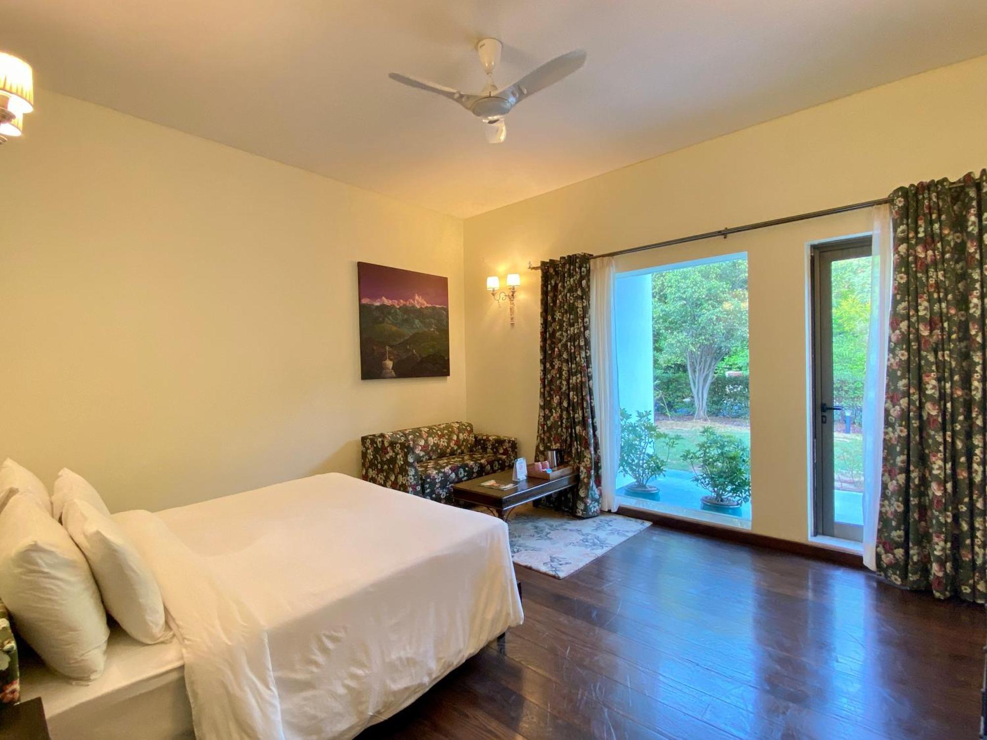 Karma Lakelands, Gurugram คูร์เคาน์ ภายนอก รูปภาพ