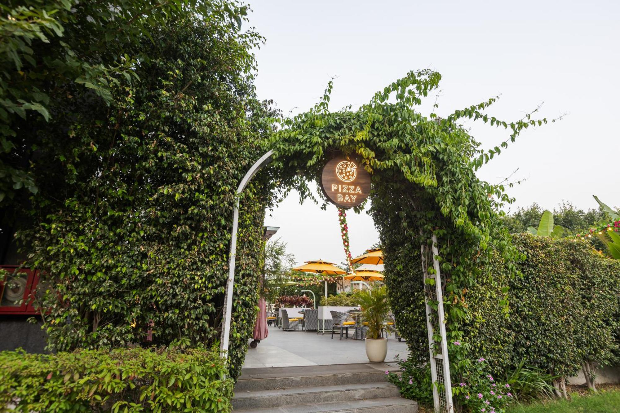 Karma Lakelands, Gurugram คูร์เคาน์ ภายนอก รูปภาพ